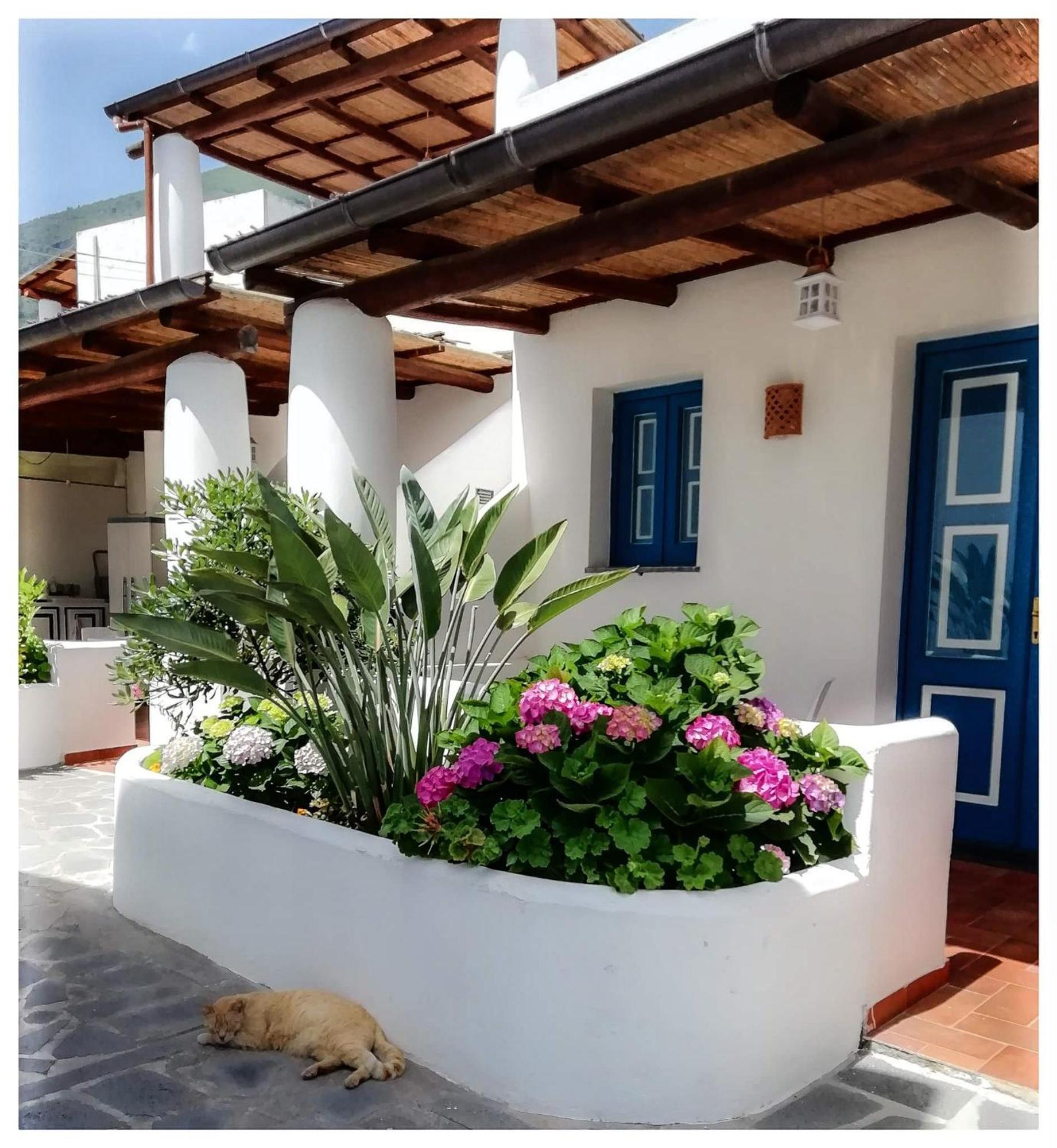 Hotel Salinarte à Santa Marina Salina Chambre photo